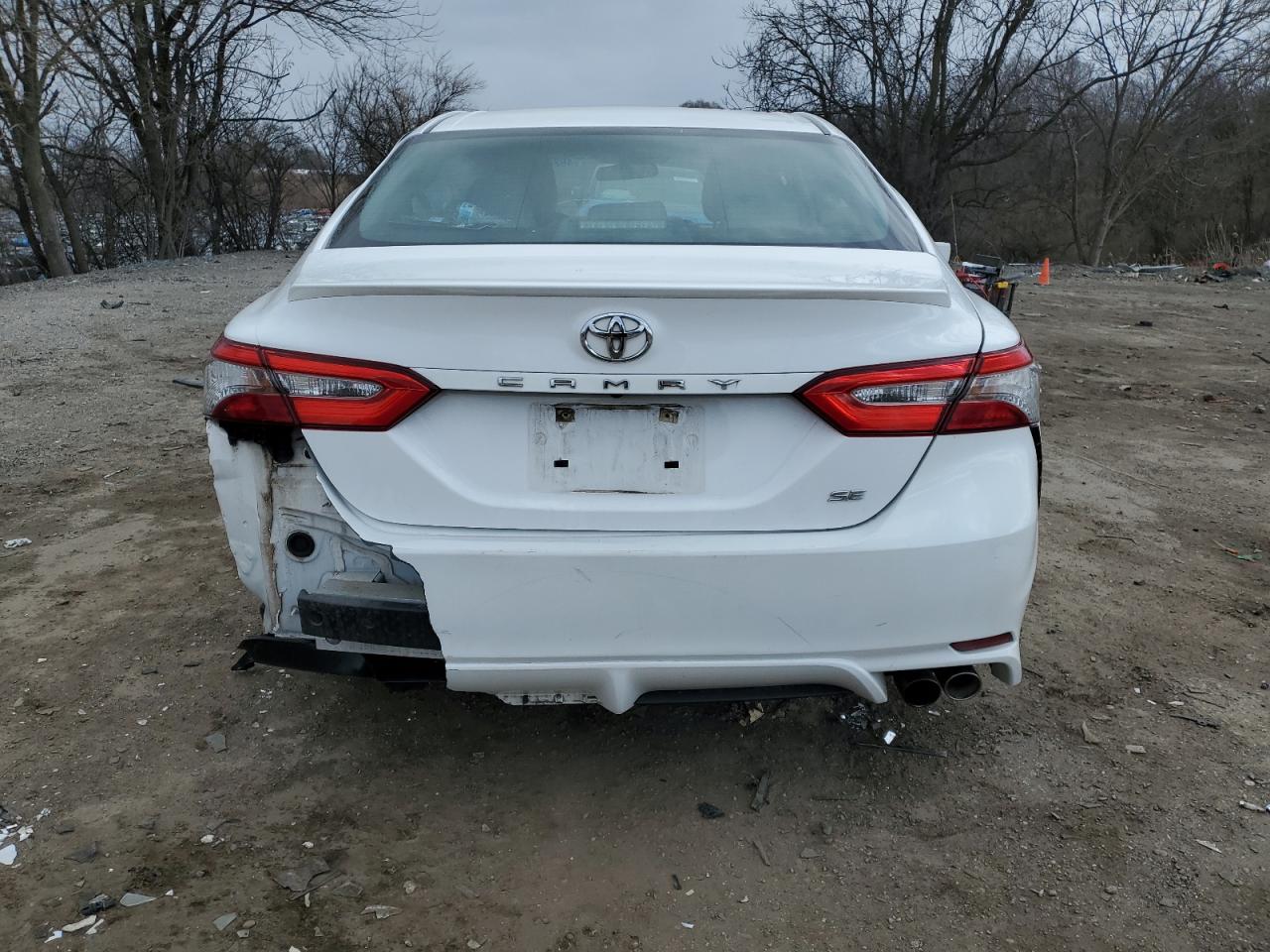2018 Toyota Camry - Image 6