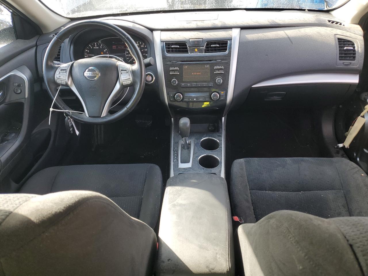 2015 Nissan Altima - Image 8