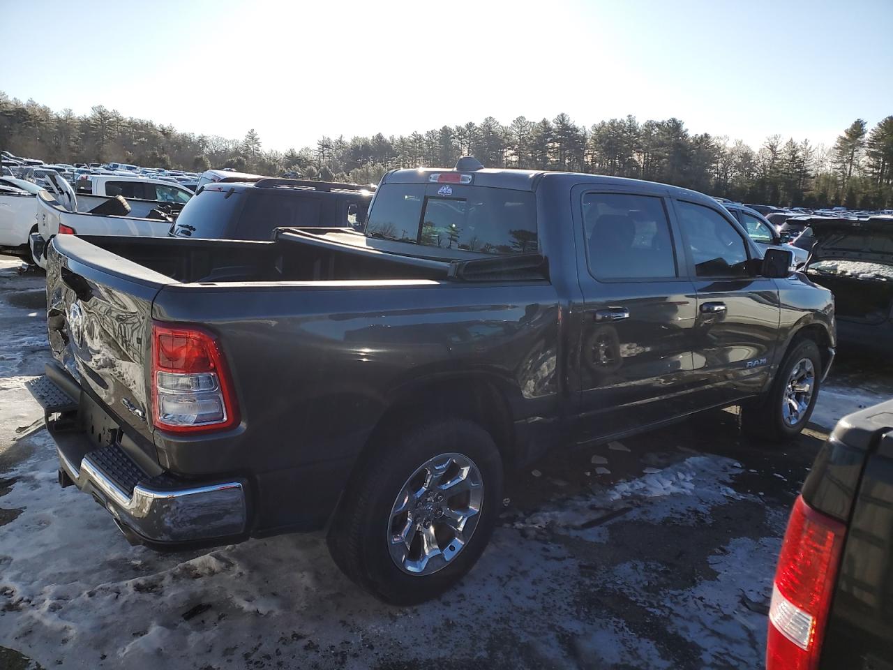 2019 RAM 1500 - Image 3
