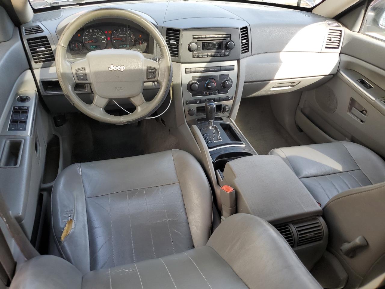 2006 Jeep Grand Cherokee - Image 8