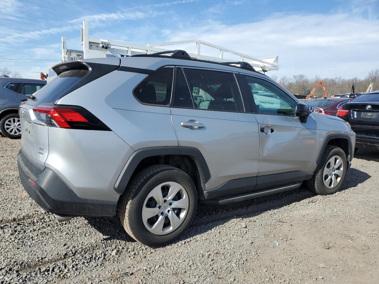 2019 Toyota RAV 4 - Image 3
