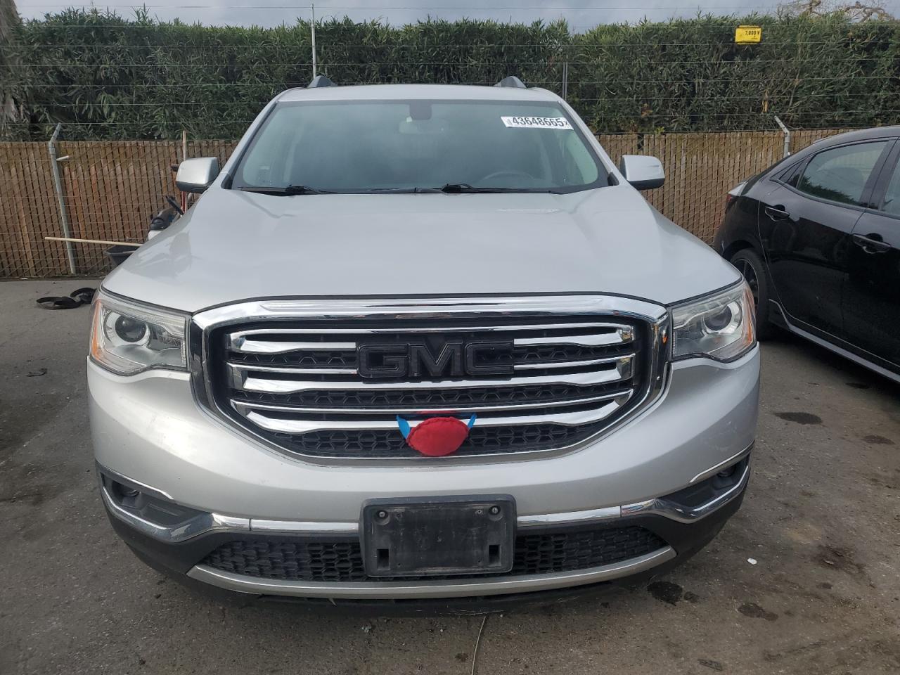 2018 GMC Acadia - Image 5