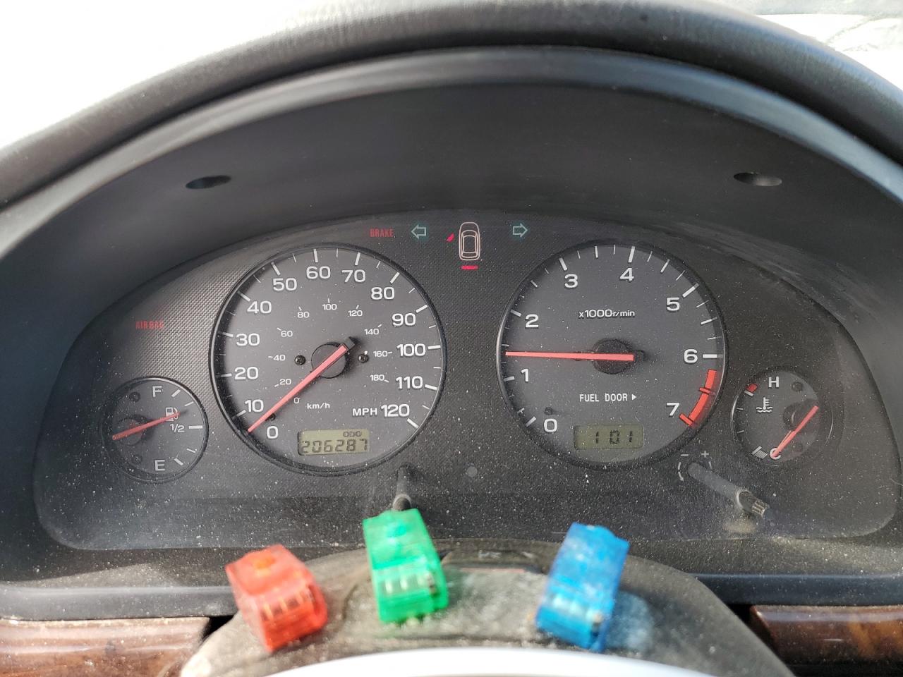 2000 Subaru Legacy - Image 9