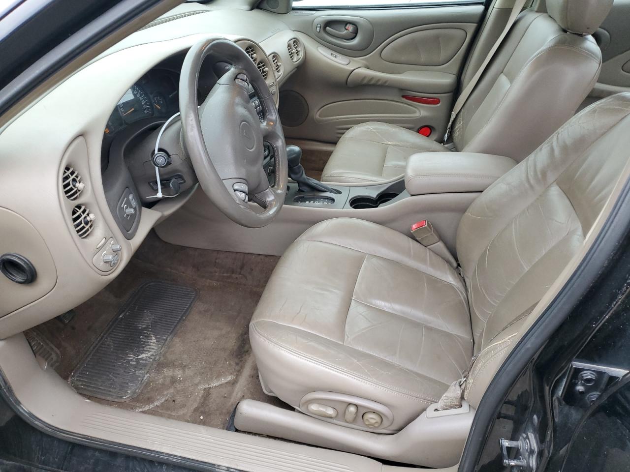 2003 Pontiac Bonneville - Image 7