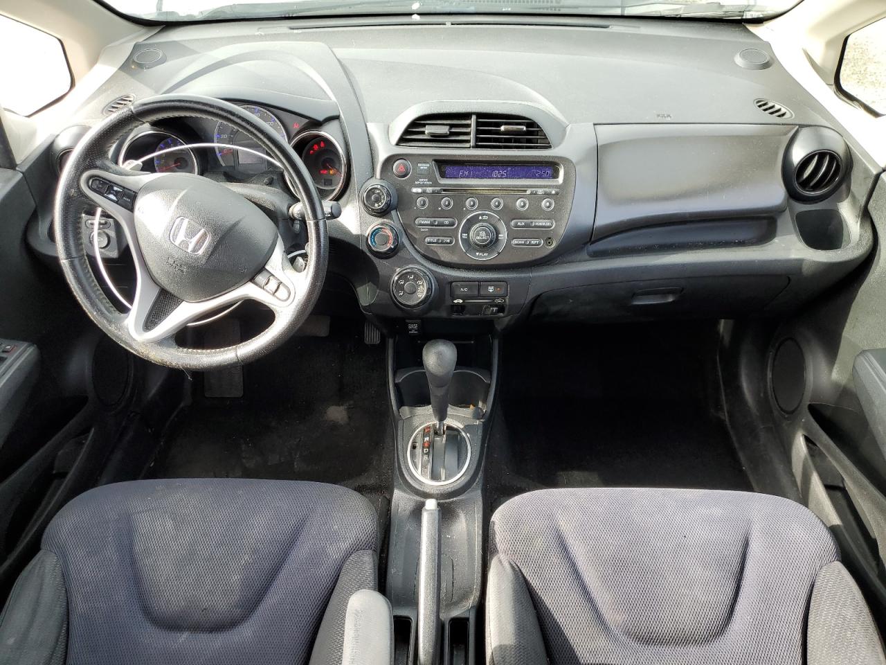 2013 Honda Fit - Image 8