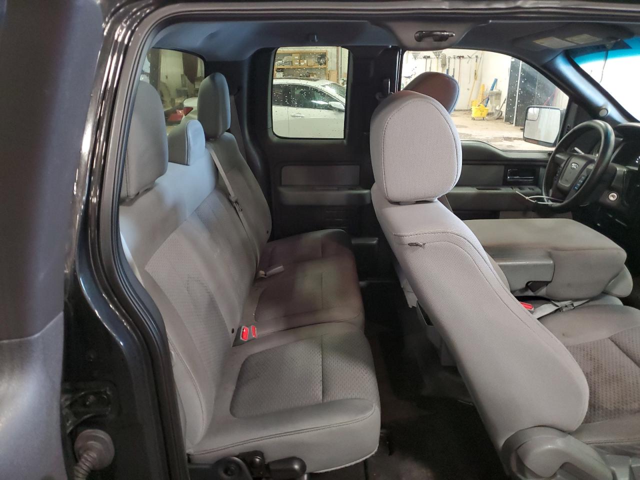 2013 Ford F-150 - Image 10