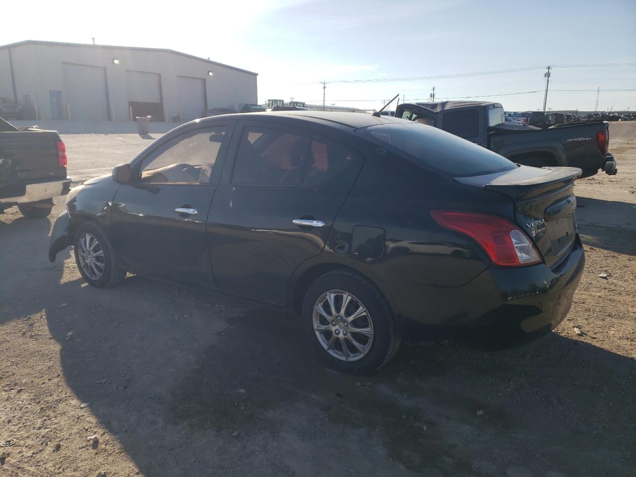 2013 Nissan Versa - Image 2