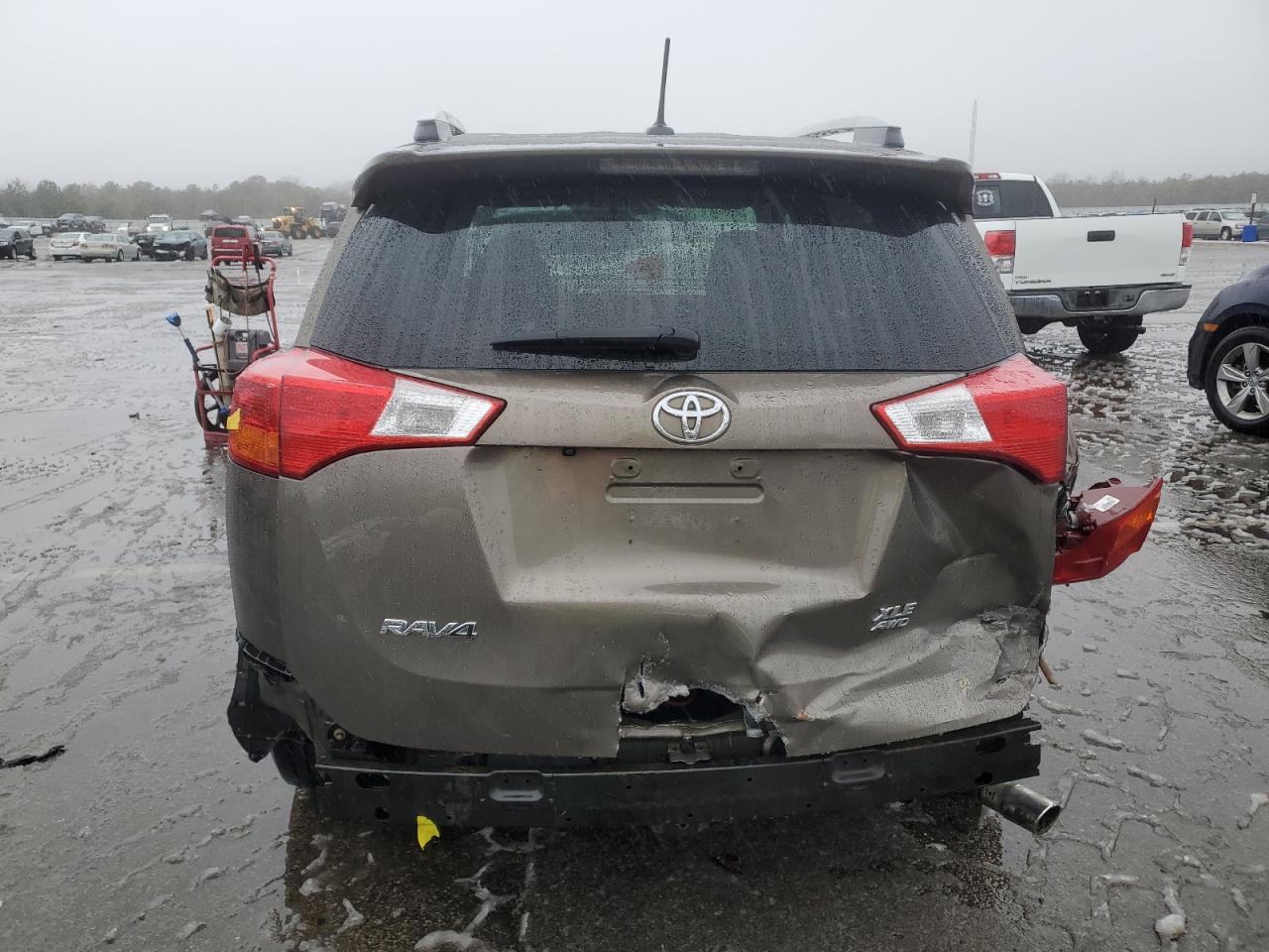 2013 Toyota RAV 4 - Image 6