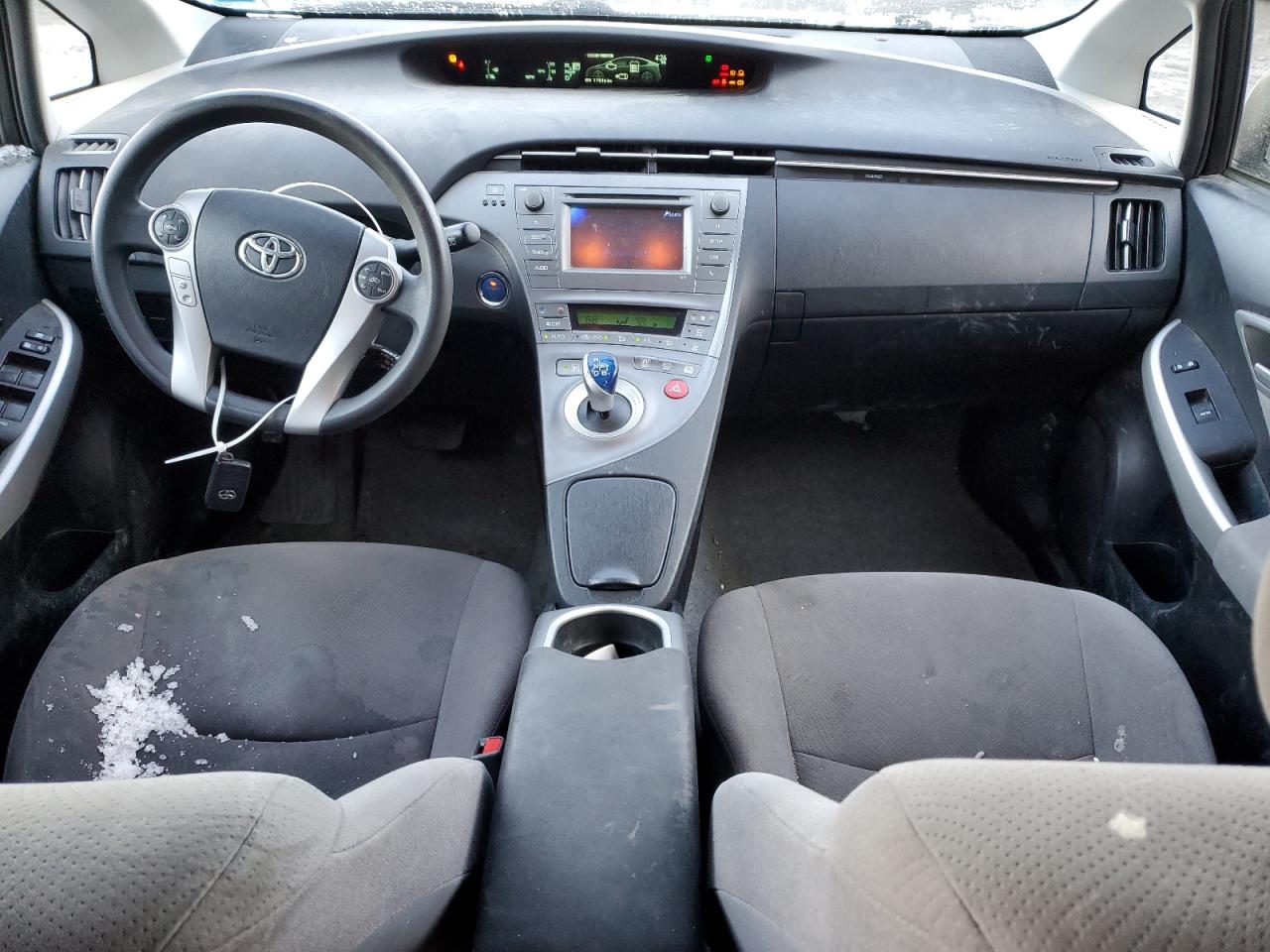 2015 Toyota Prius - Image 8