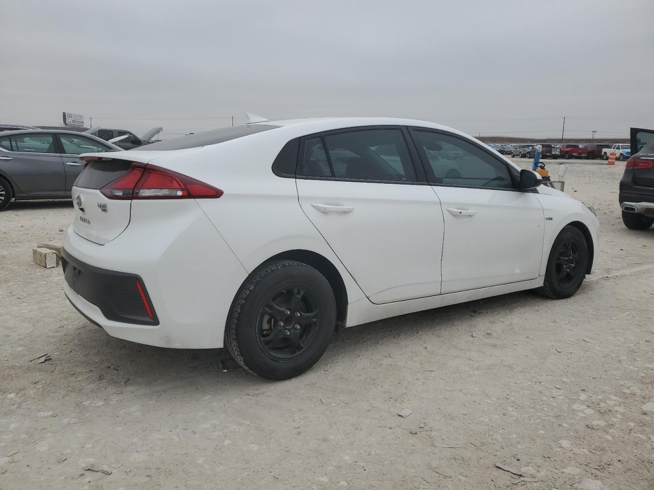 2020 Hyundai IONIQ - Image 3
