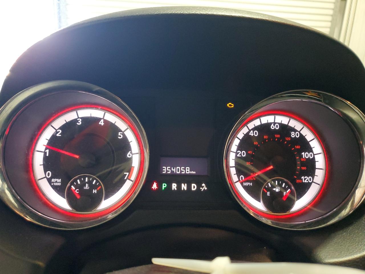 2019 Dodge Caravan - Image 9