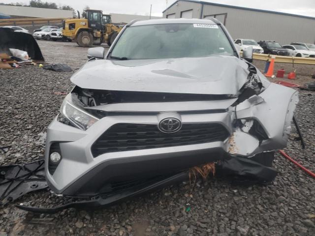  TOYOTA RAV4 2021 Серебристый