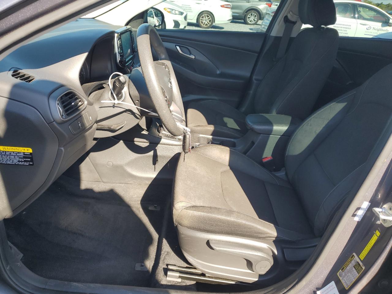 2018 Hyundai Elantra - Image 7