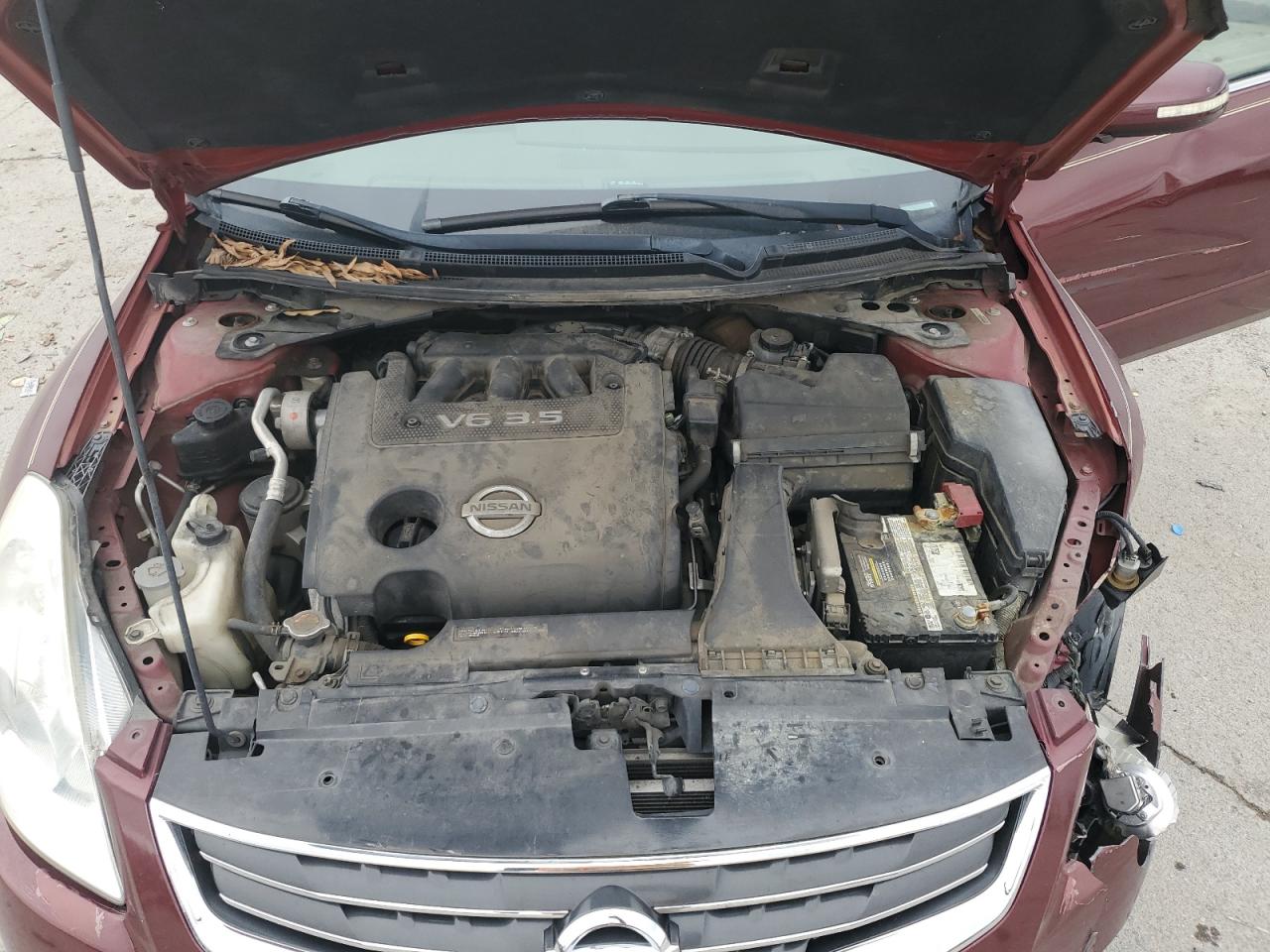 2010 Nissan Altima - Image 12