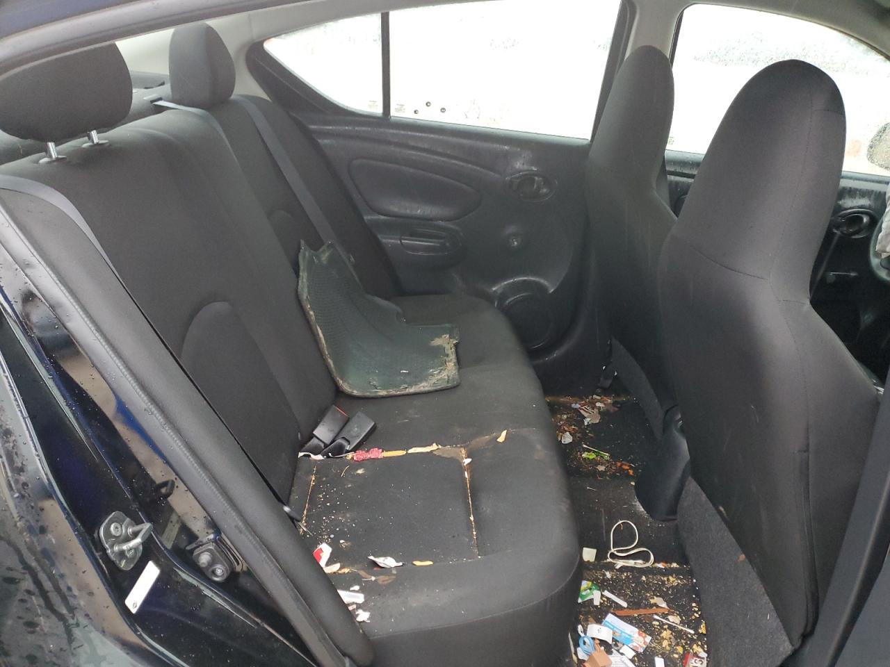 2015 Nissan Versa - Image 10