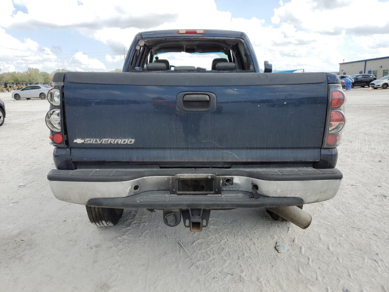 2006 Chevrolet Silverado - Image 6