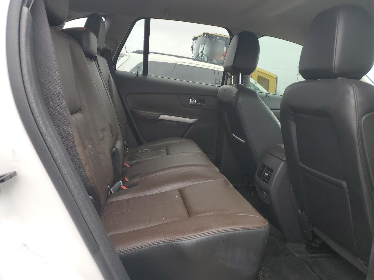 2014 Ford Edge - Image 11