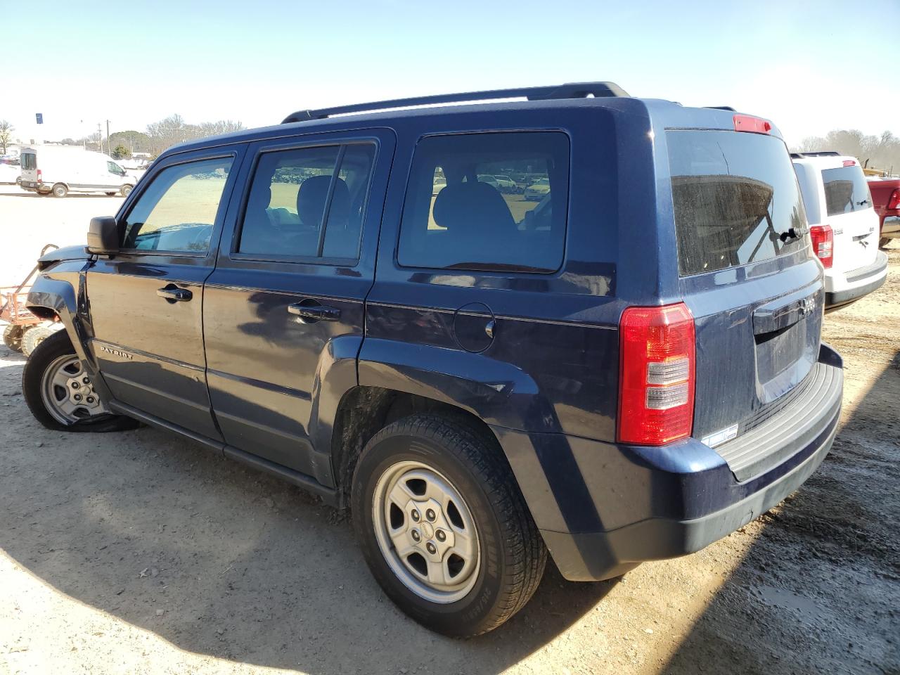 2013 Jeep Liberty (Patriot) - Image 2