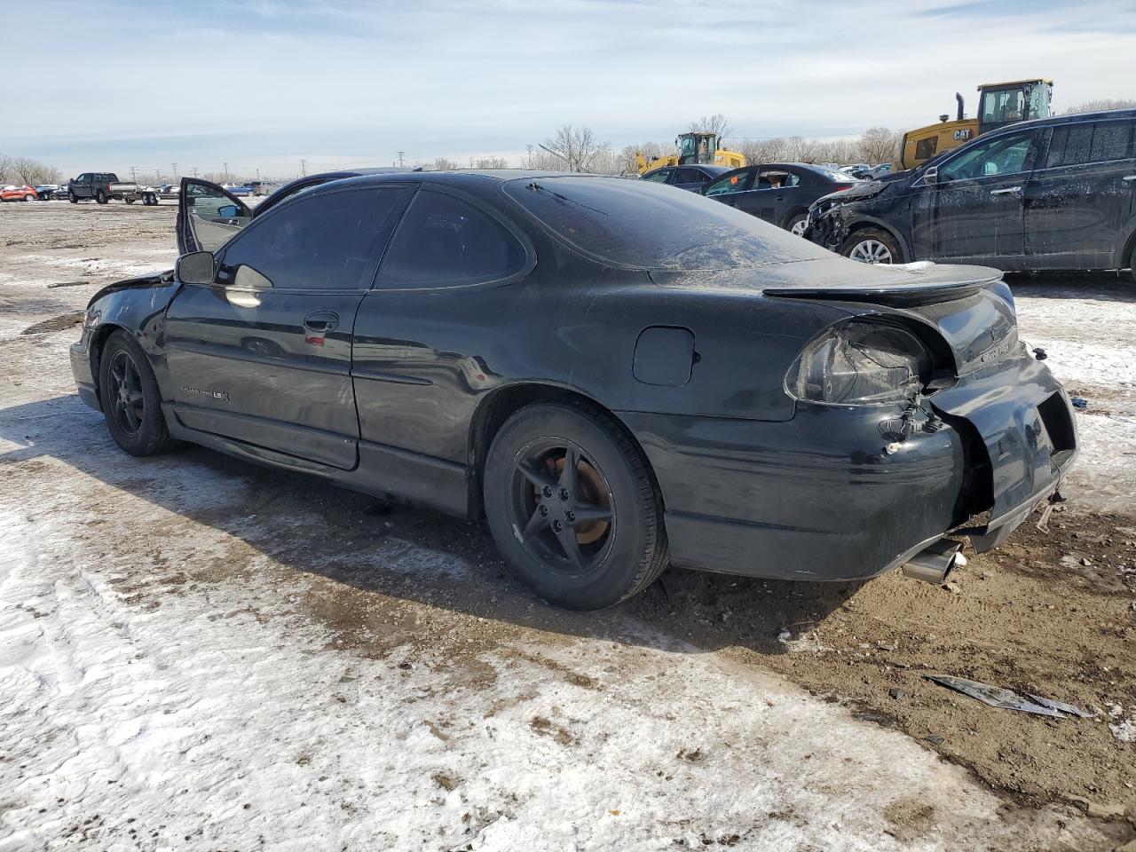 2002 Pontiac Grand Prix - Image 2