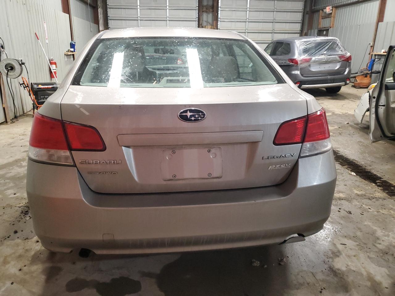 2014 Subaru Legacy - Image 6