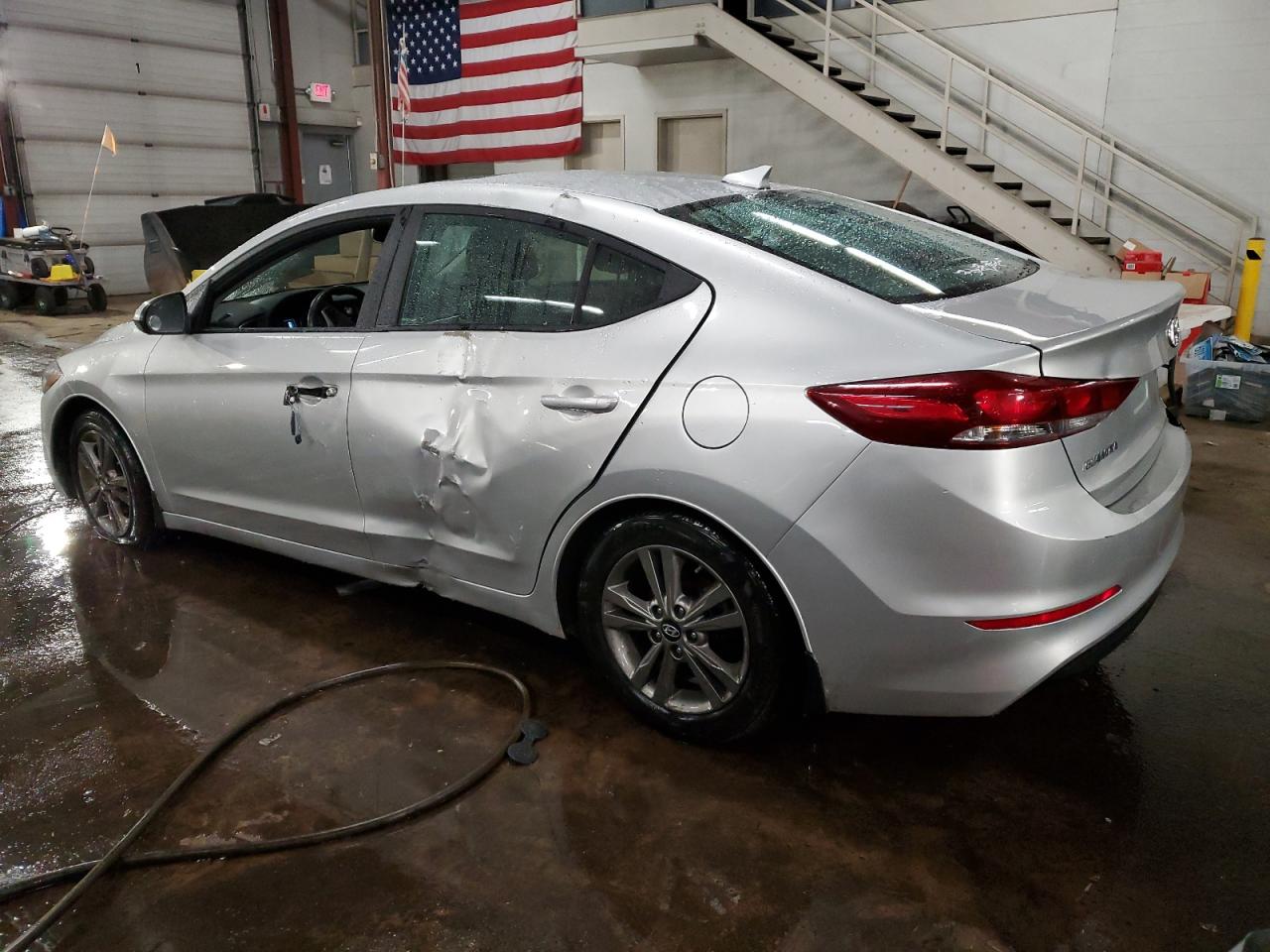 2018 Hyundai Elantra - Image 2