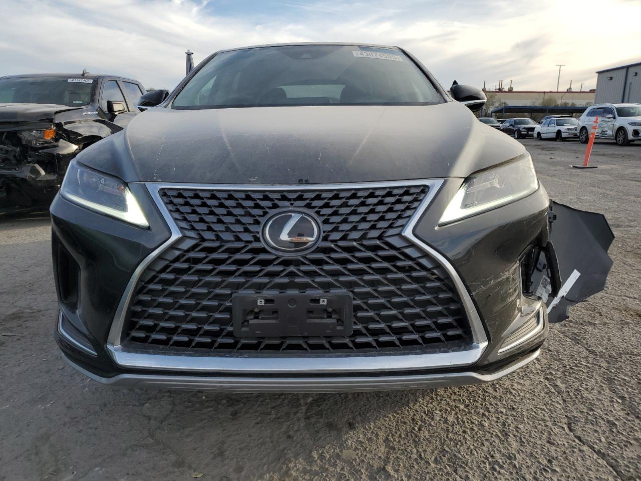 2022 Lexus RX - Image 5