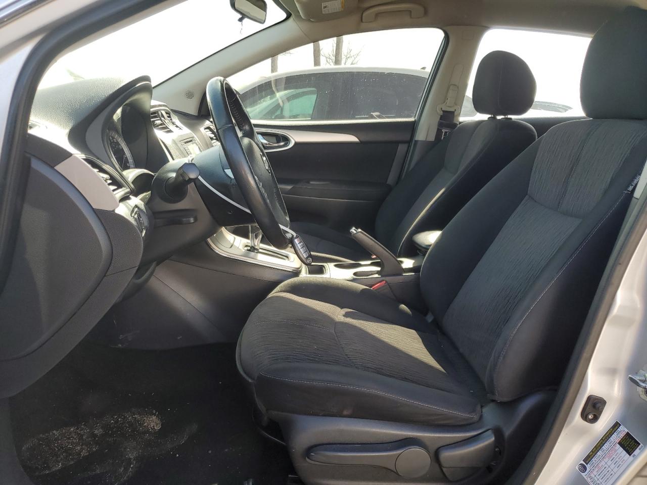 2015 Nissan Sentra - Image 7