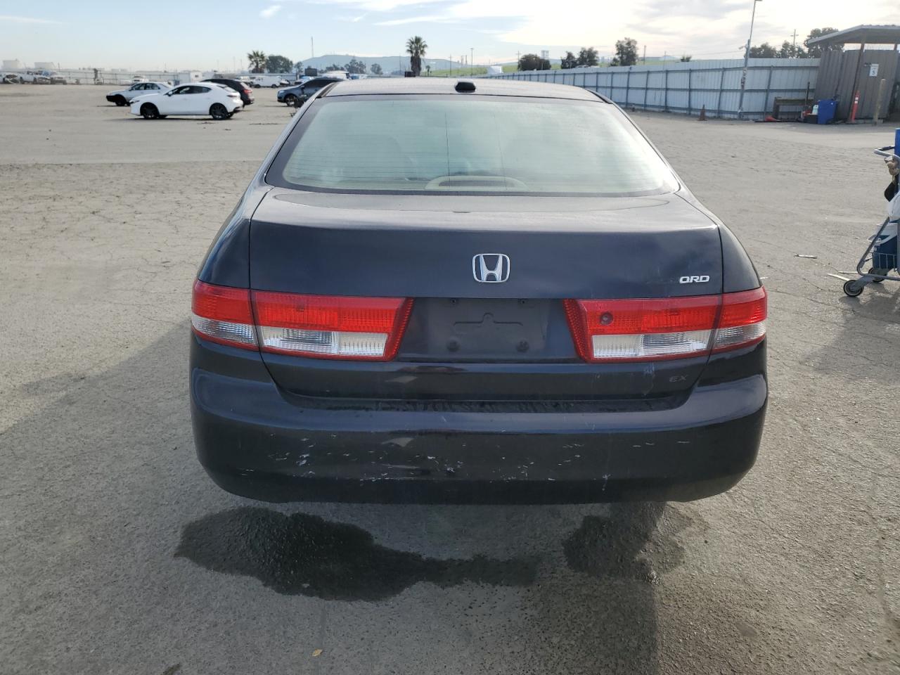 2004 Honda Accord - Image 6