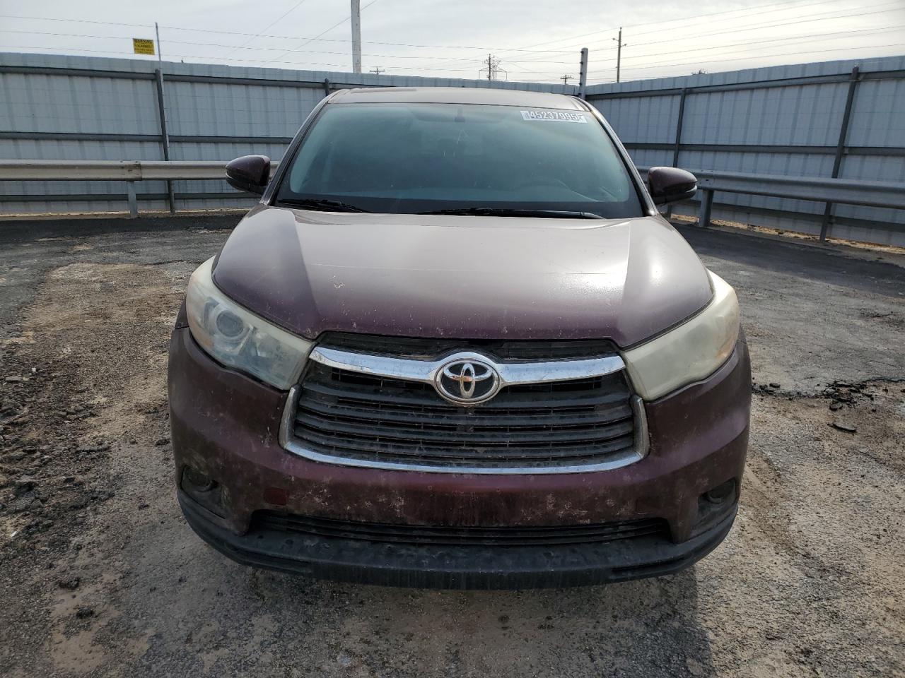 2016 Toyota Highlander - Image 5