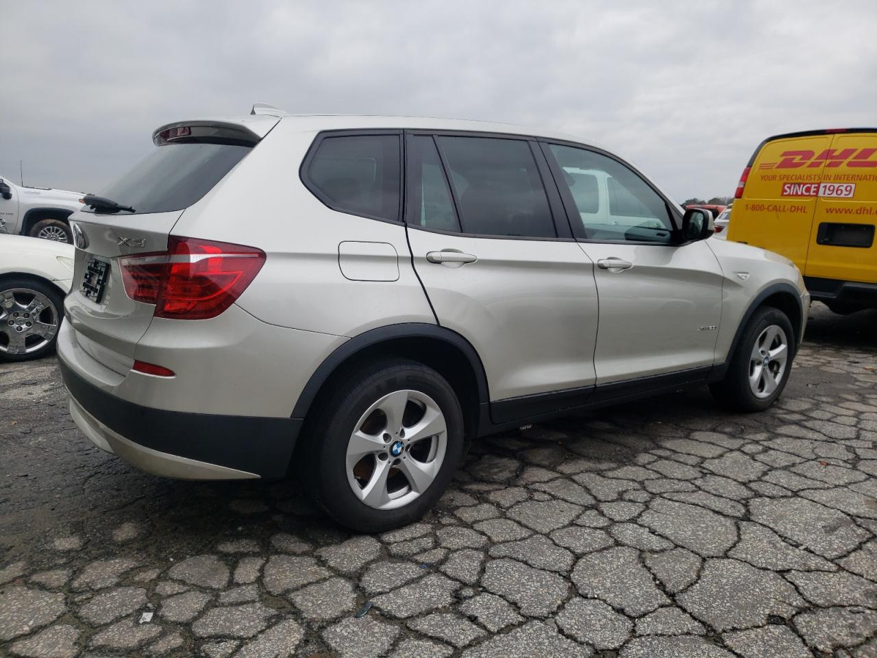 2011 BMW X3 - Image 3