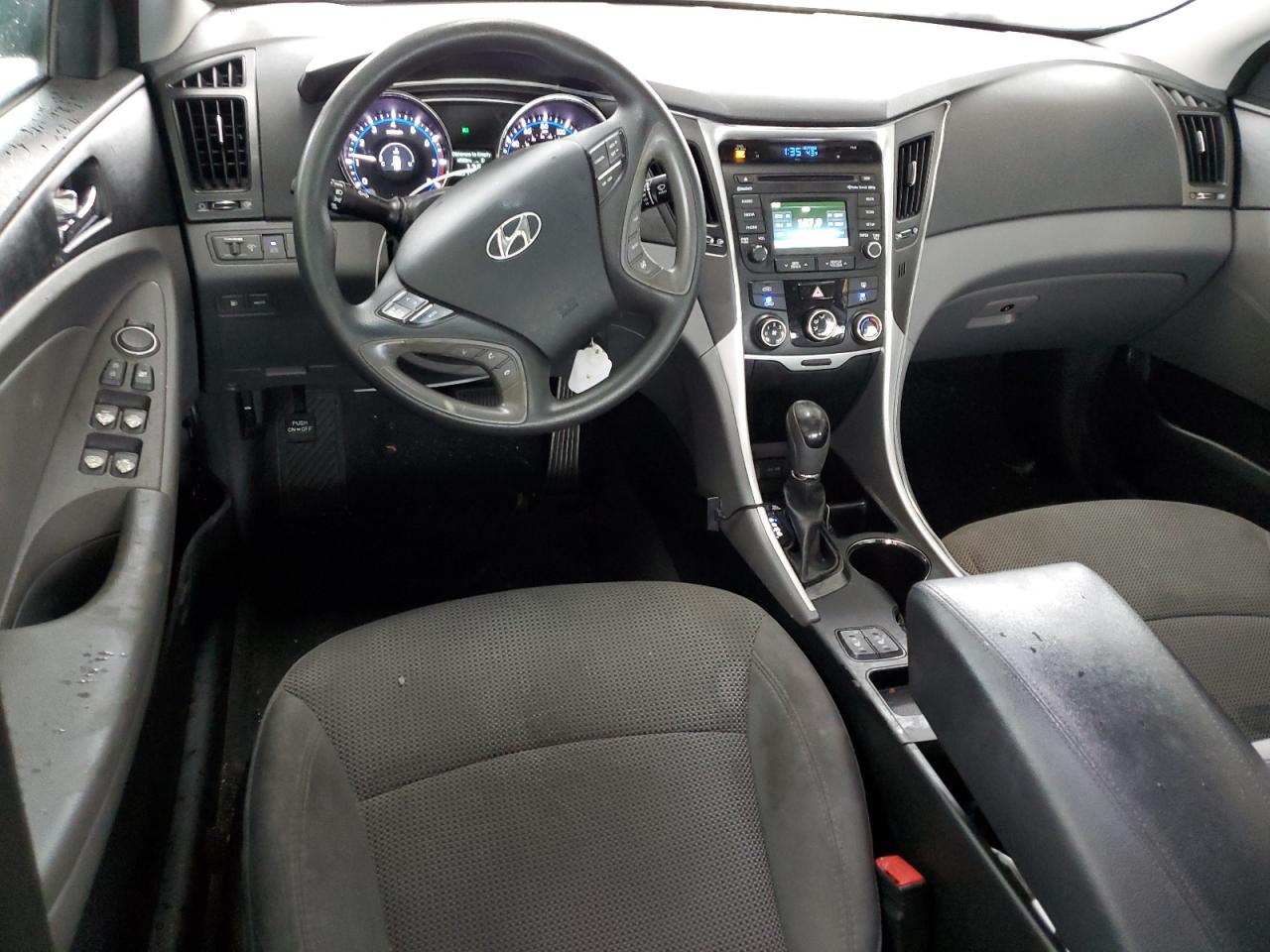 2014 Hyundai Sonata - Image 8