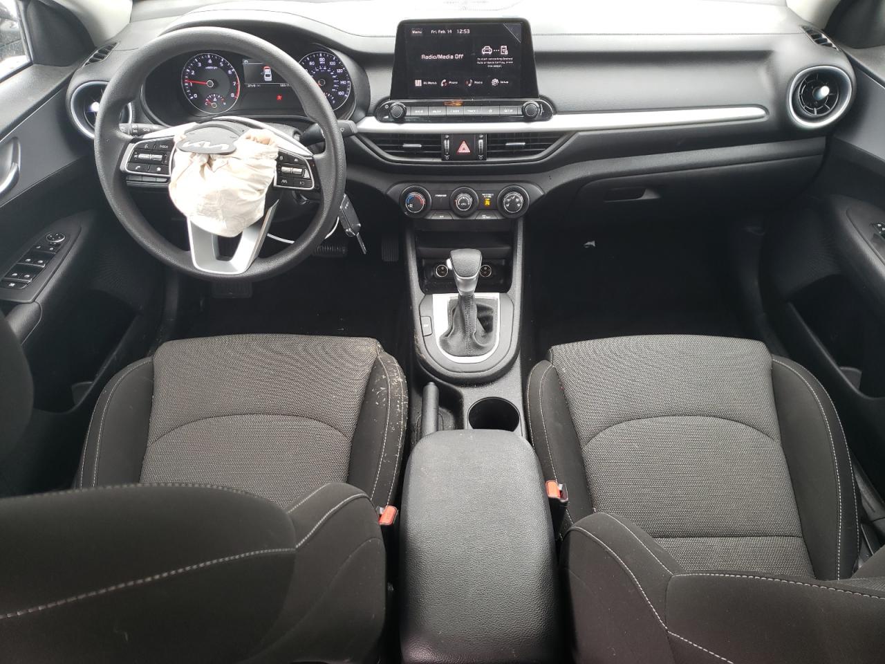 2023 Kia Forte - Image 8