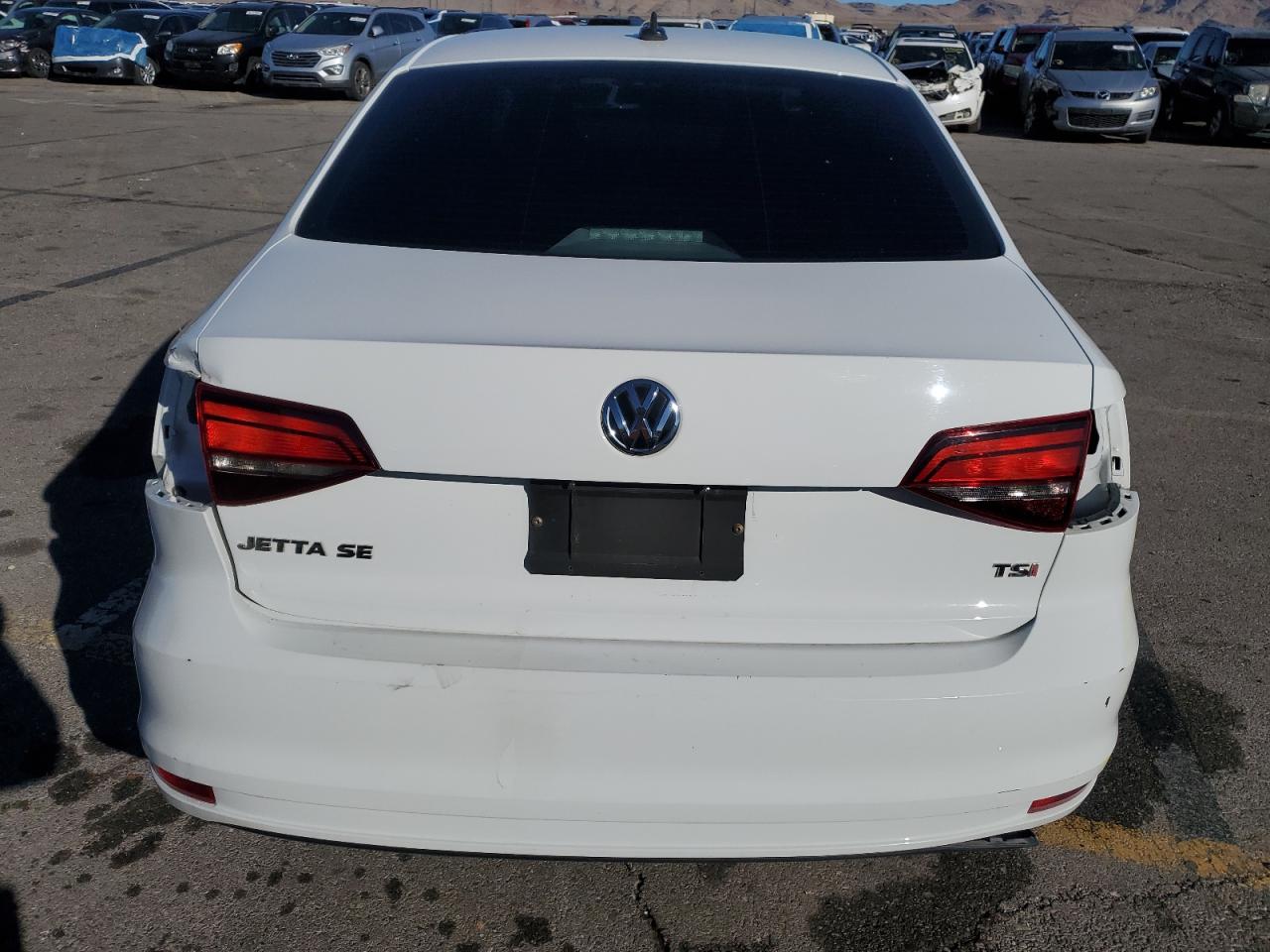 2016 Volkswagen Jetta - Image 6