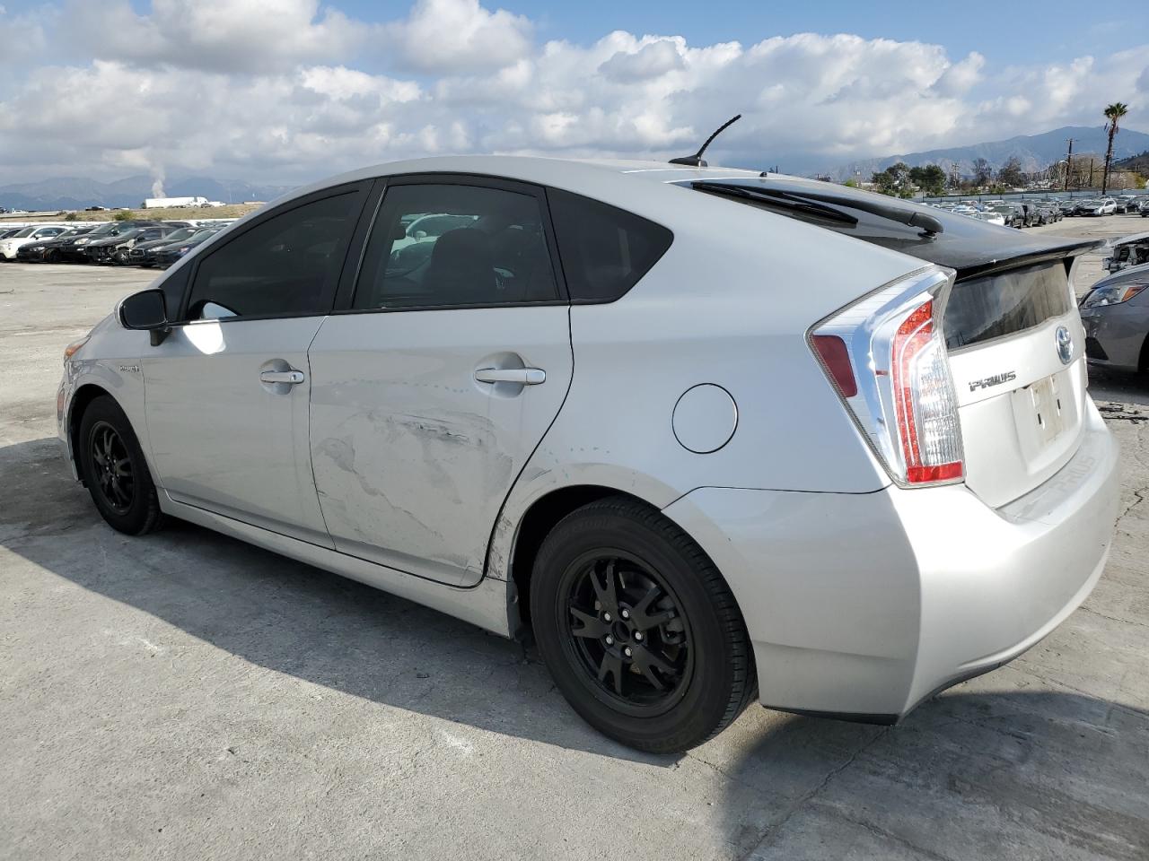 2014 Toyota Prius - Image 2