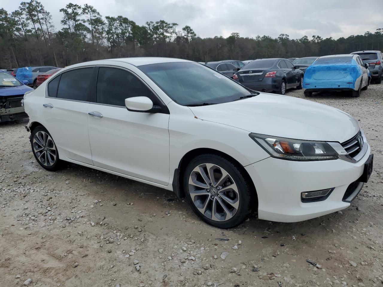 2013 Honda Accord - Image 4