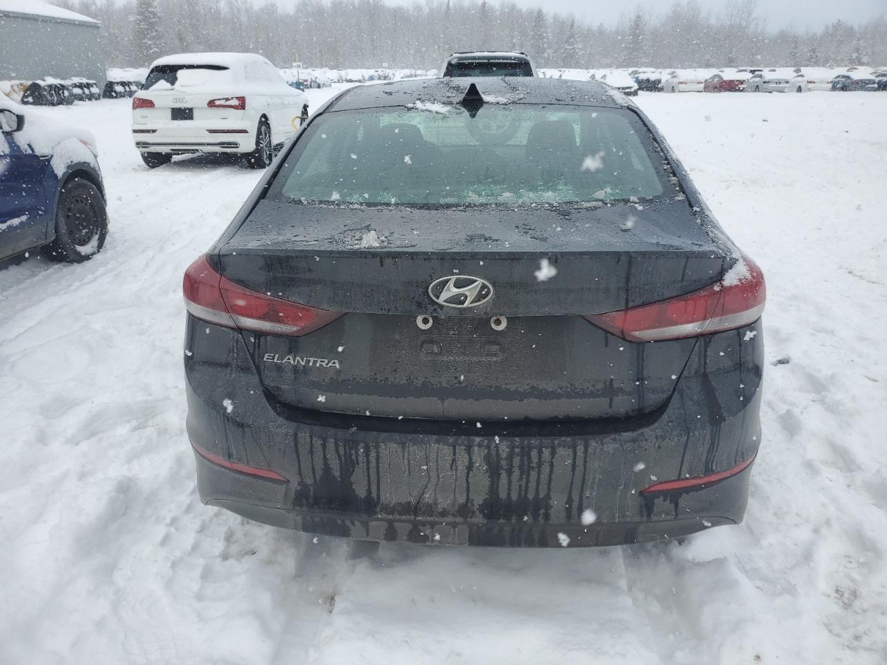 2017 Hyundai Elantra - Image 6
