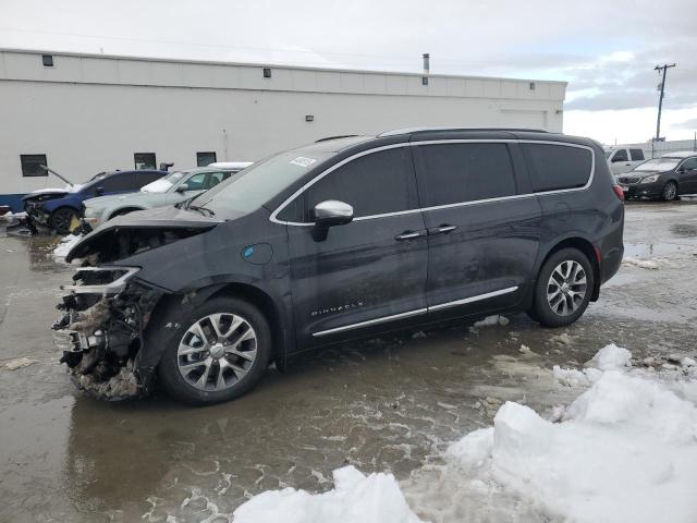 2023 Chrysler Pacifica Hybrid Pinnacle