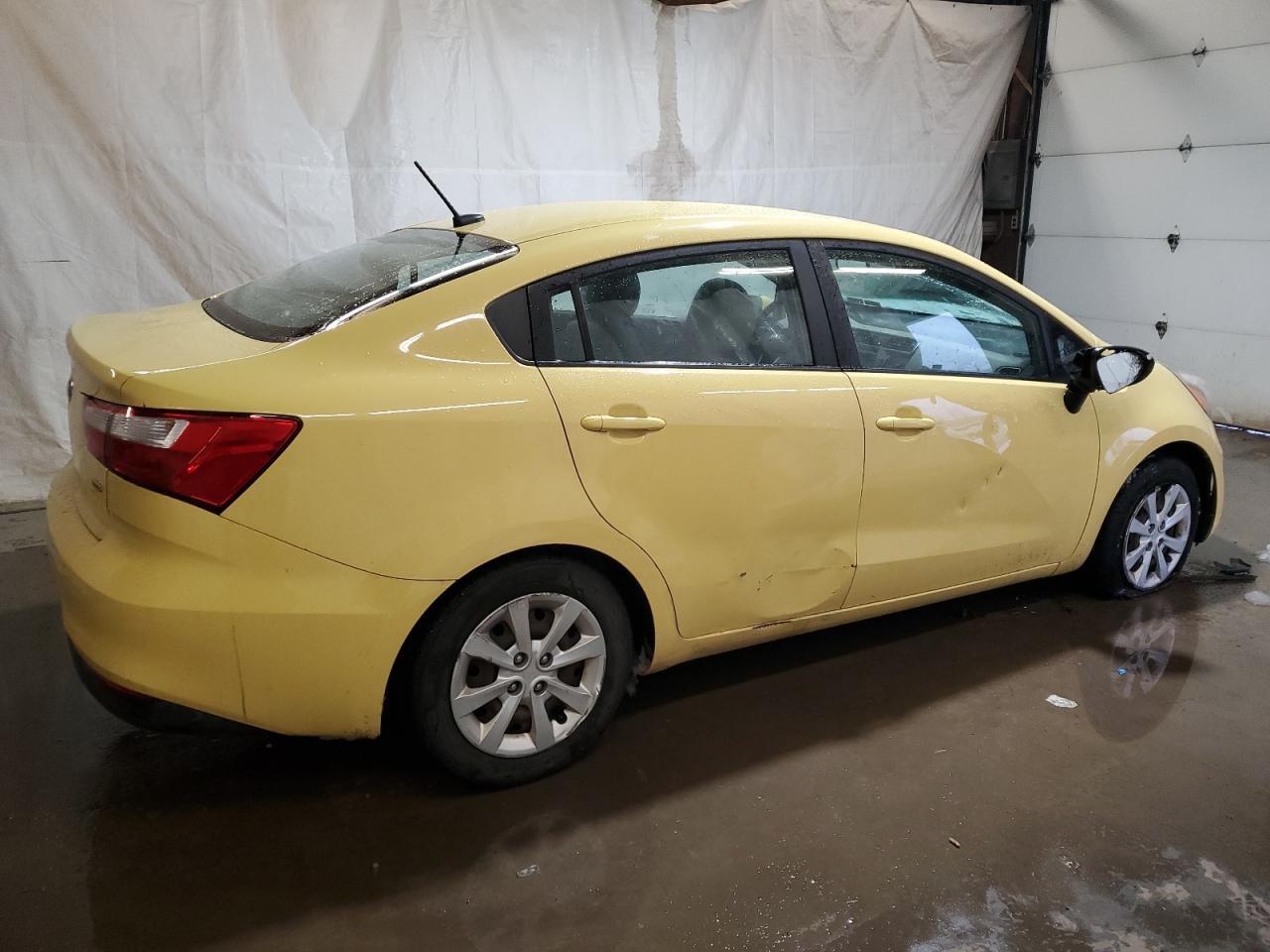 2016 Kia Rio - Image 3