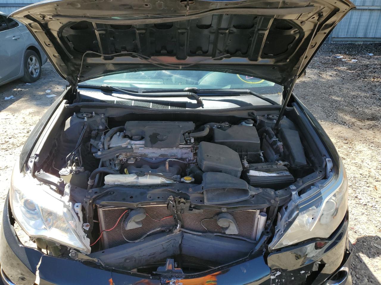 2013 Toyota Camry - Image 11