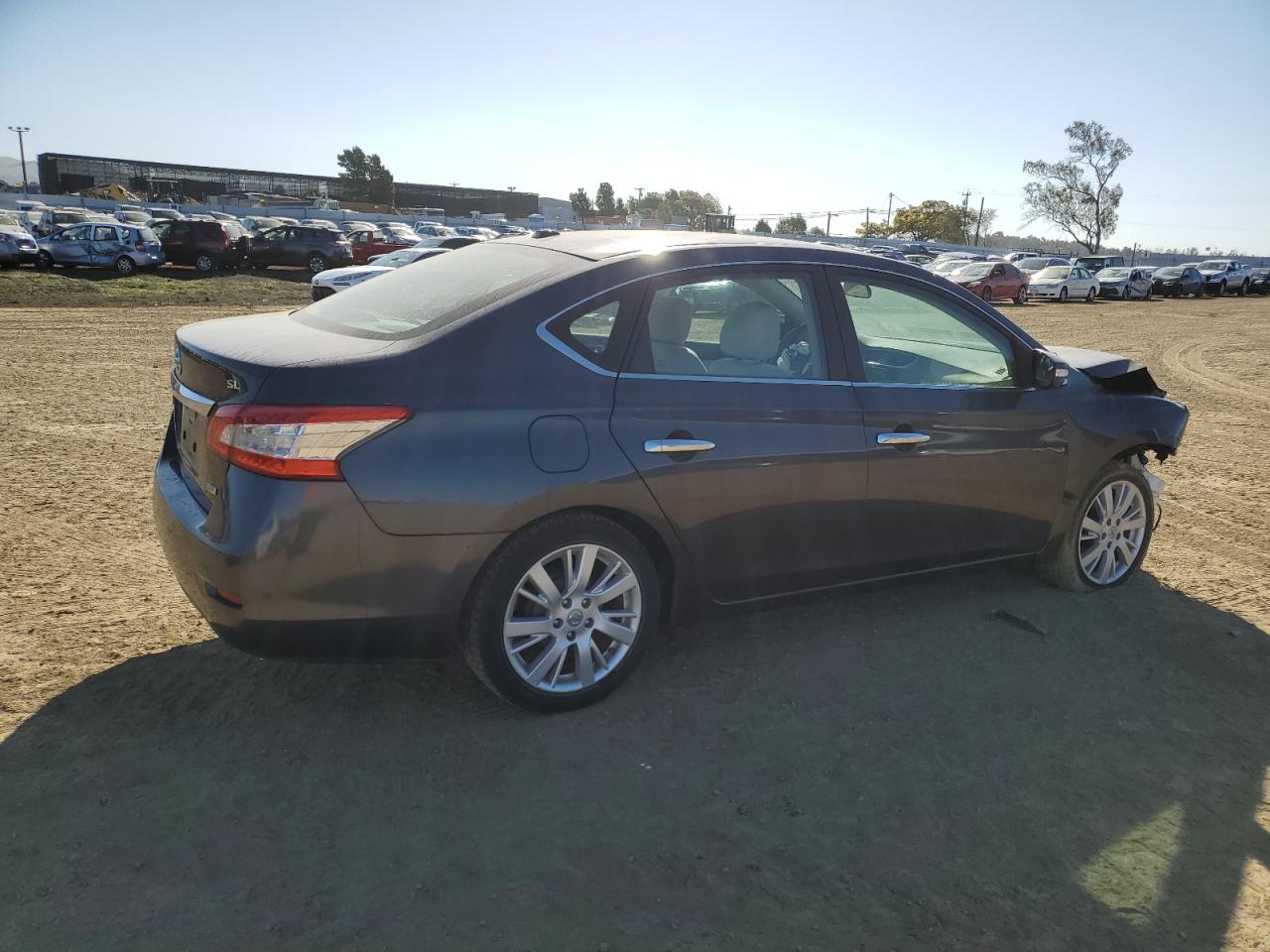 2013 Nissan Sentra - Image 3