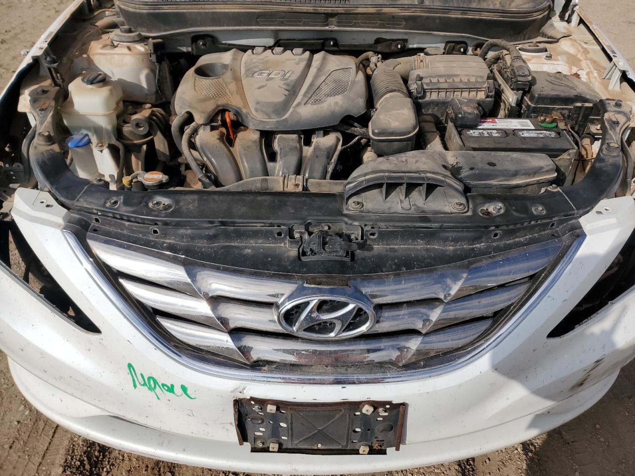 2012 Hyundai Sonata - Image 11