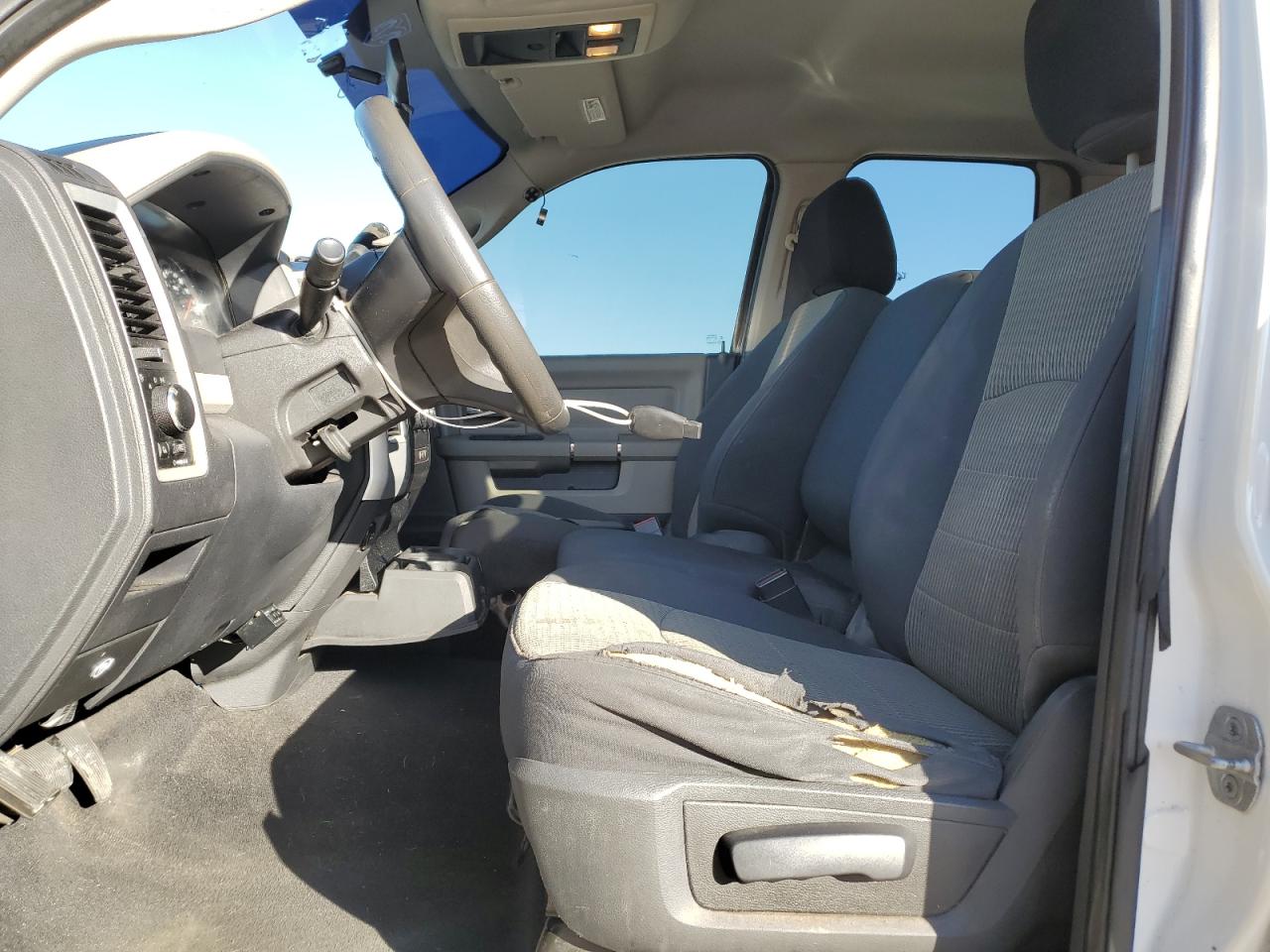 2009 Dodge RAM - Image 7