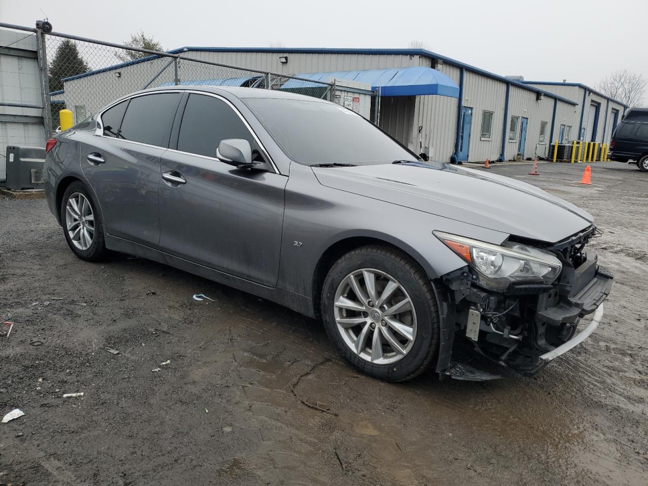 2015 Infiniti Q50 - Image 4