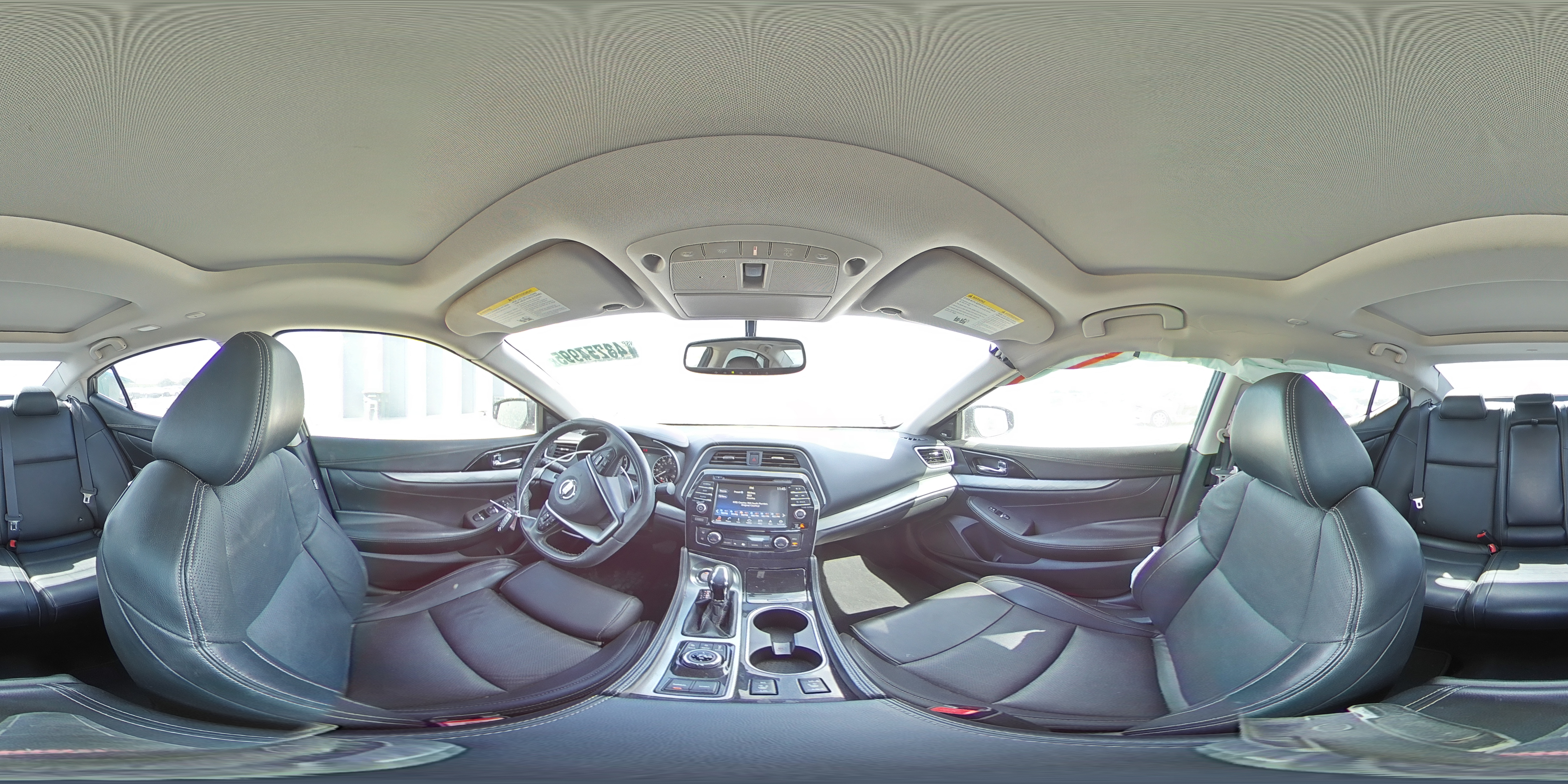 2017 Nissan Maxima - Image 14