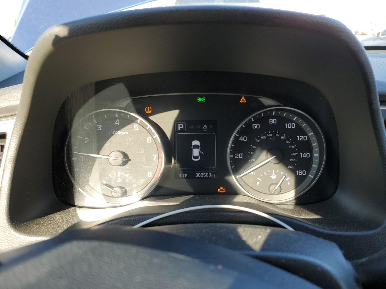 2018 Hyundai Elantra - Image 9