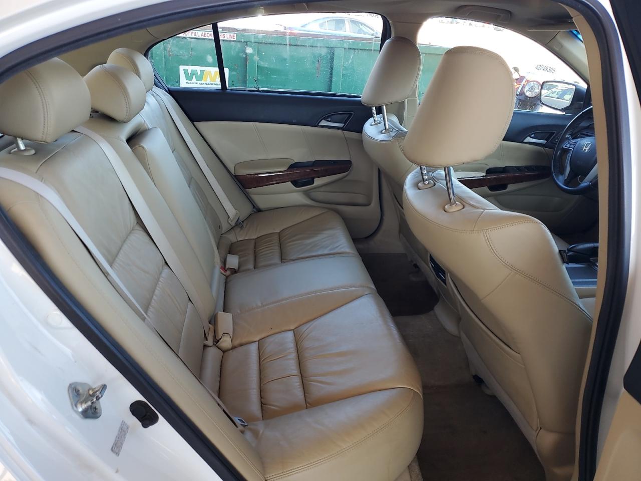 2011 Honda Accord - Image 10