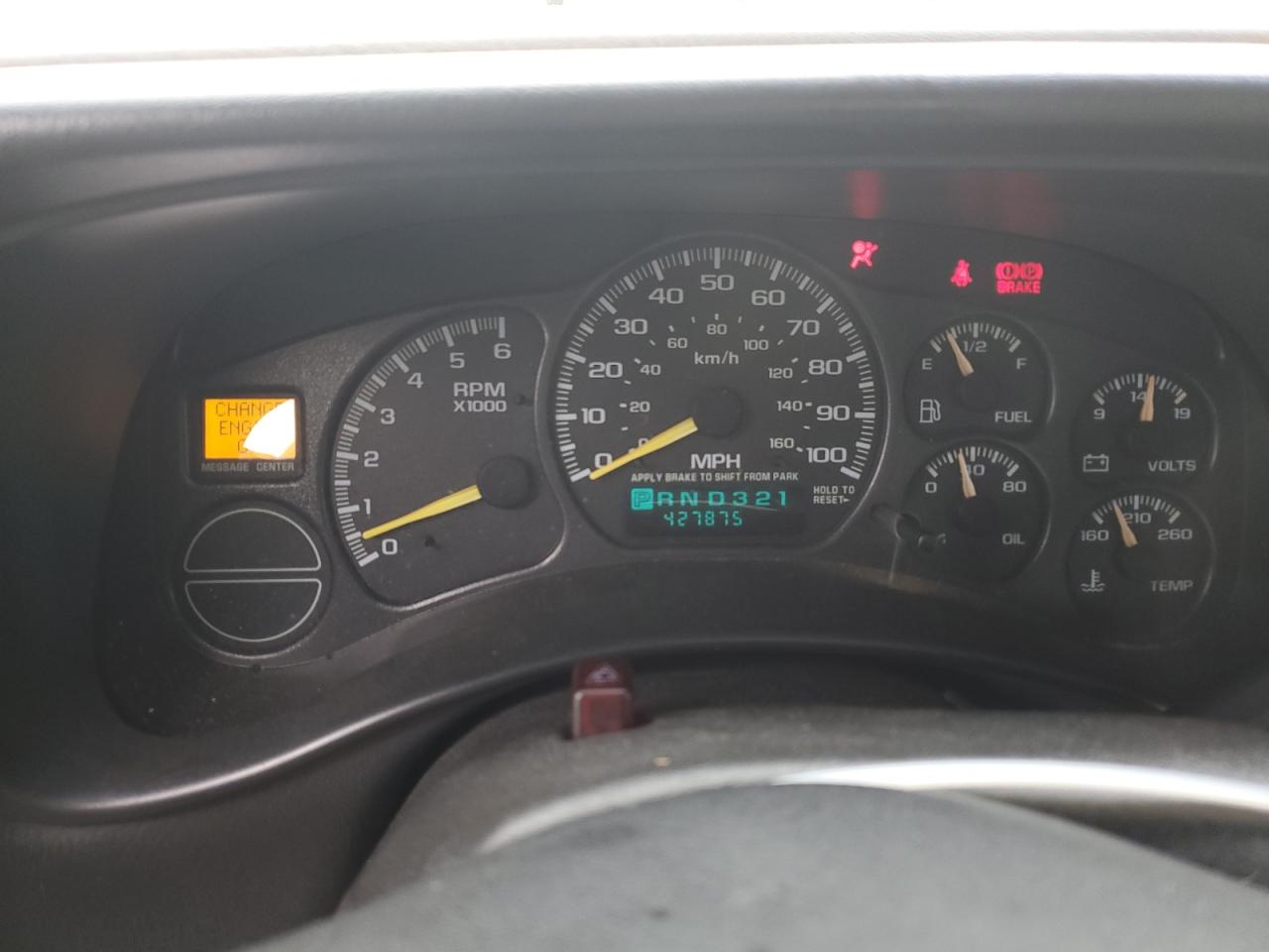 2000 GMC Sierra - Image 9