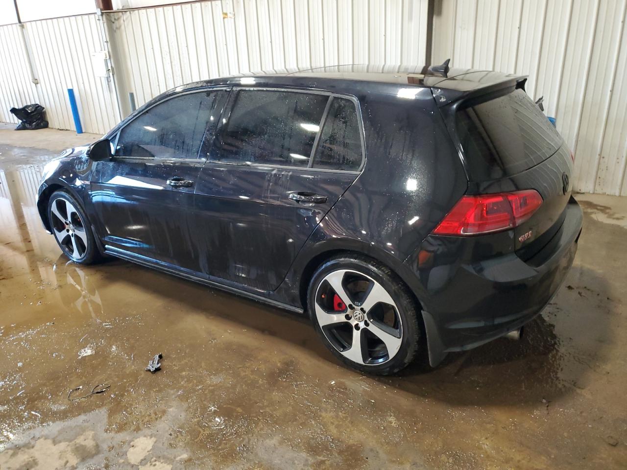 2017 Volkswagen GTI - Image 2