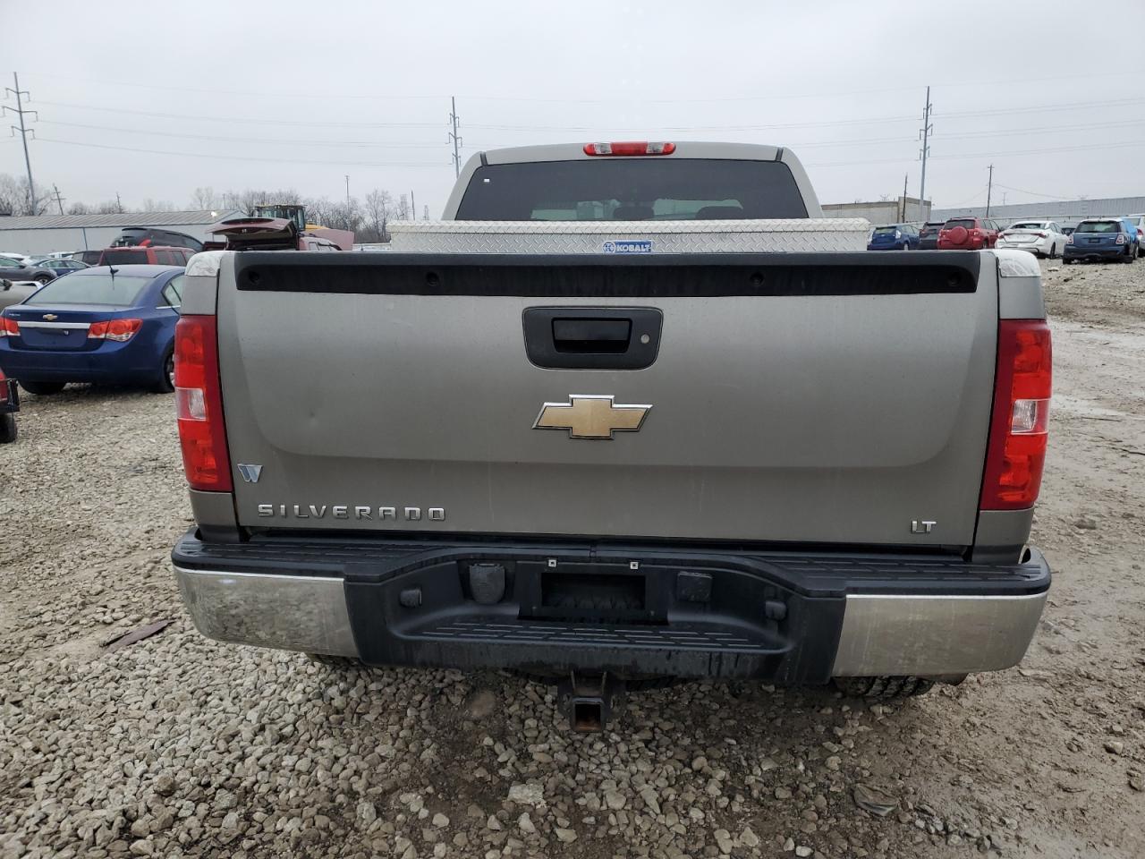 2009 Chevrolet Silverado - Image 6