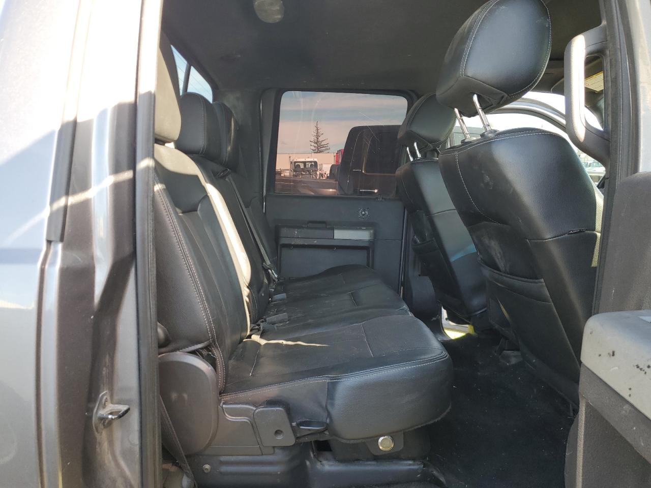 2014 Ford F350 - Image 10